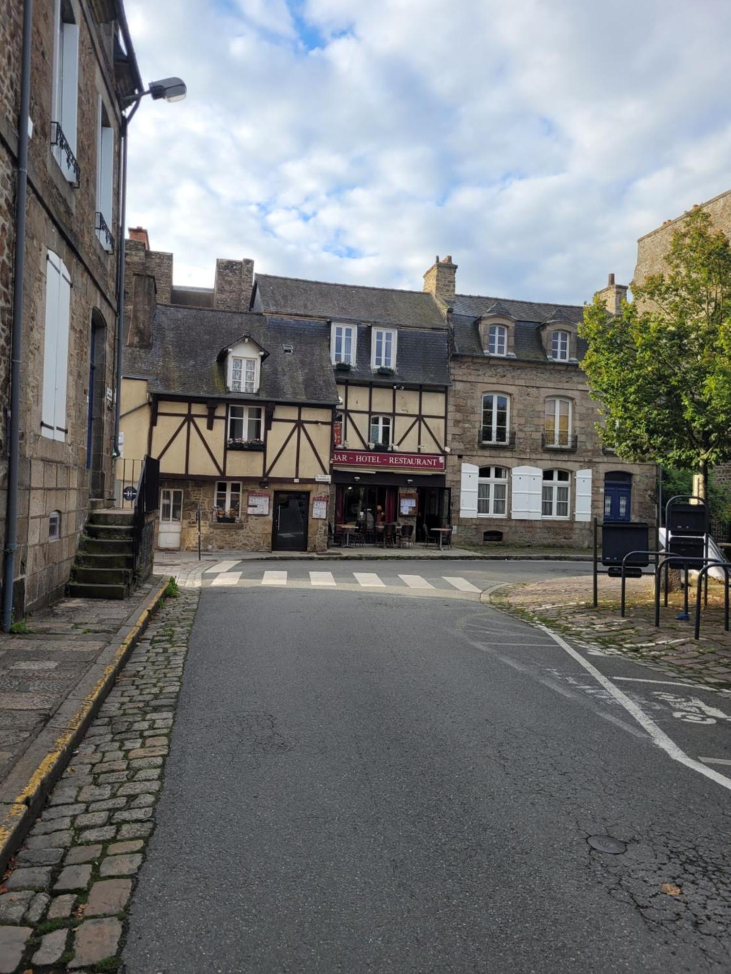 Hotel Duchesse Anne Dinan Exterior photo